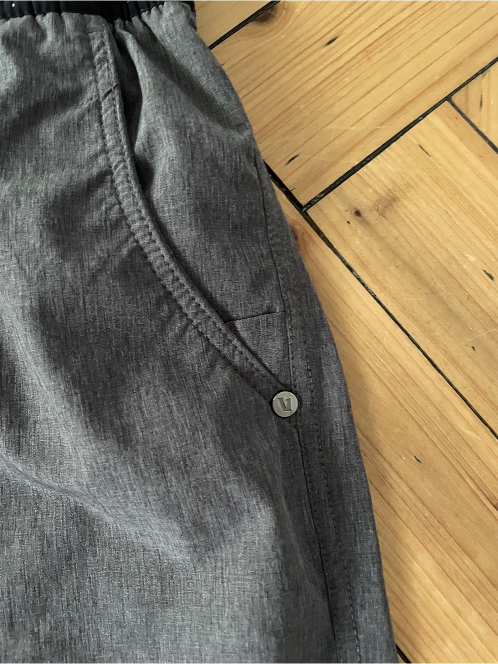 Vuori Men's Kore Shorts, gray , size L hybrid athletic shorts. V#302 style . - Picture 7 of 10